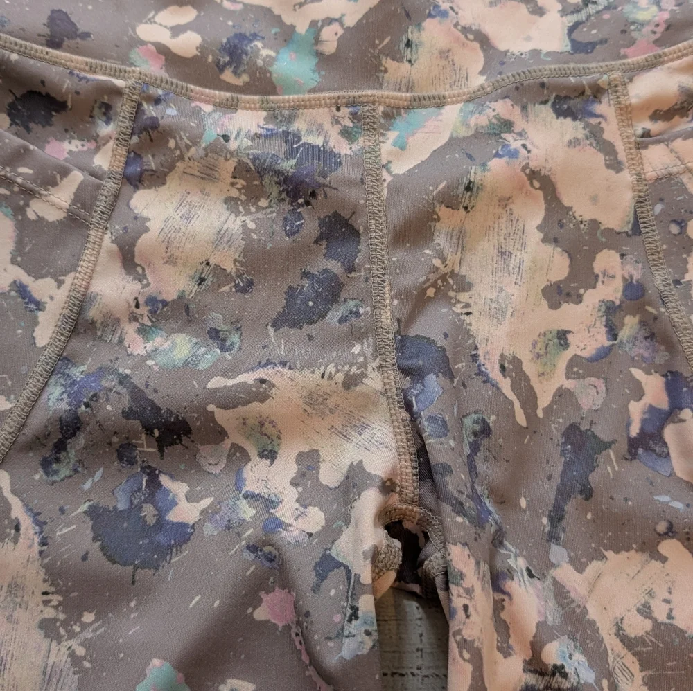 Bebe Sport Athletic Biker Shorts. Size Medium - Picture 10 of 10